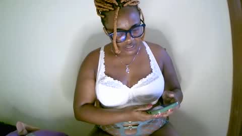 Snapshot of beautifulpeach2 chatting on 02-05-25, 12:38 beautifulpeach2 online show from 02-05-25, 12:38