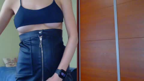 Snapshot of beauty_fruity chatting on 02-17-25, 12:16 Maria online show from 02-17-25, 12:16