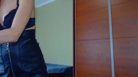 Snapshot of beauty_fruity chatting on 02-24-25, 12:26 Maria online show from 02-24-25, 12:26