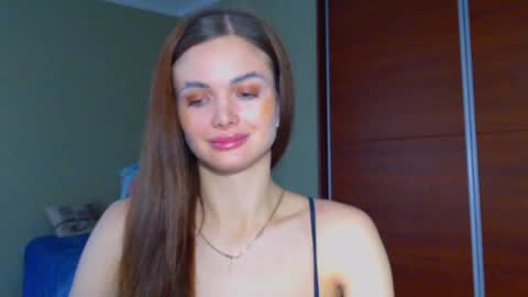 Snapshot of beauty_fruity chatting on 02-26-25, 08:26 Maria online show from 02-26-25, 08:26