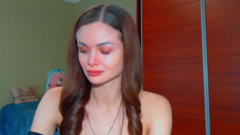 Snapshot of beauty_fruity chatting on 03-04-25, 10:13 Maria online show from 03-04-25, 10:13