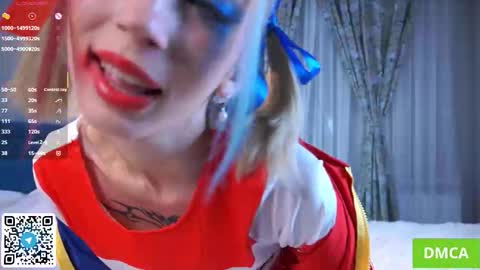 Polly  online show from 10-28-25, 04:42