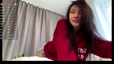 Polly  online show from 05-08-26, 04:40