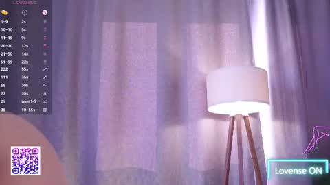 Polly  online show from 06-12-26, 04:11