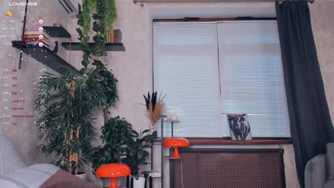 Nicole online show from 12-27-24, 11:39