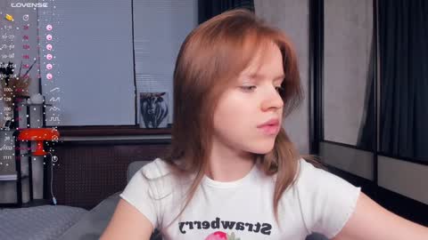 Nicole online show from 12-28-24, 01:17