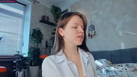 Nicole online show from 03-08-25, 12:52