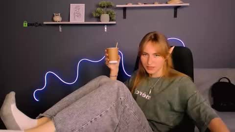 beauty_ginger online show from 09-17-25, 01:02