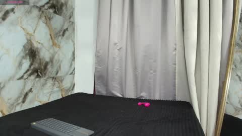 lana online show from 06-01-26, 02:46