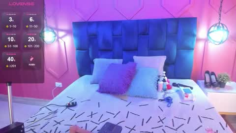 Chantall online show from 10-16-25, 11:22