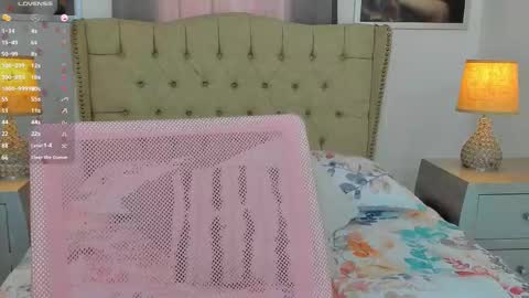 Ariana Reyes online show from 11-13-25, 02:38