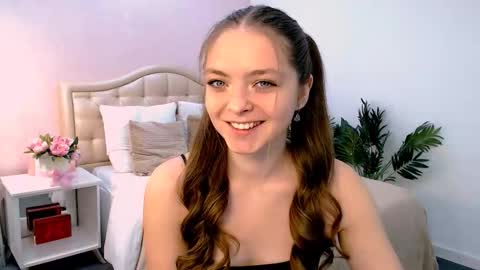 Gloria online show from 09-25-25, 01:15