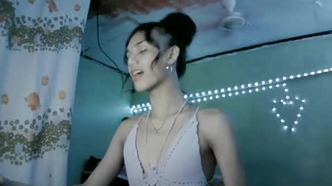 beautyhotasia123 online show from 12-03-24, 07:00