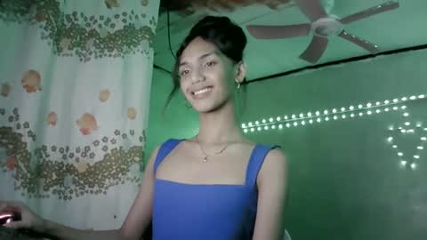 beautyhotasia123 online show from 12-15-24, 07:42