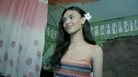 beautyhotasia123 online show from 12-19-24, 12:13