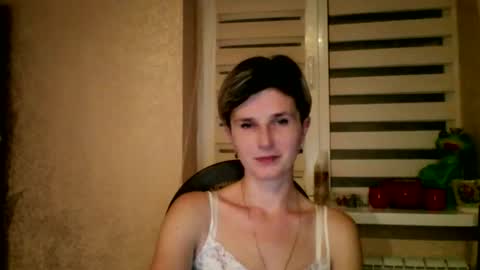 Snapshot of beautyksenia chatting on 11-29-25, 09:40 BeautyKsenia online show from 11-29-25, 09:40