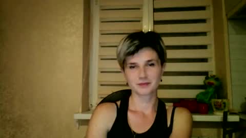 Snapshot of beautyksenia chatting on 12-02-25, 08:15 BeautyKsenia online show from 12-02-25, 08:15