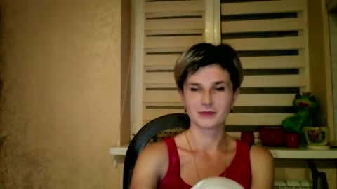 Snapshot of beautyksenia chatting on 12-04-25, 07:55 BeautyKsenia online show from 12-04-25, 07:55