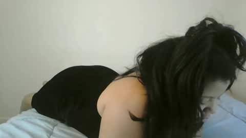 Beauty online show from 10-27-25, 06:23