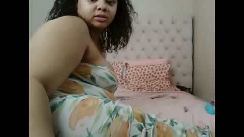 Snapshot of beautyloves chatting on 01-09-26, 05:59 Beauty online show from 01-09-26, 05:59