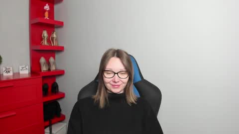 Zoe online show from 04-28-26, 05:56
