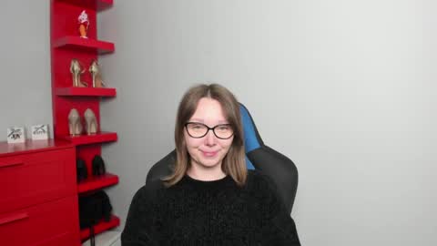 Zoe online show from 05-12-26, 05:48