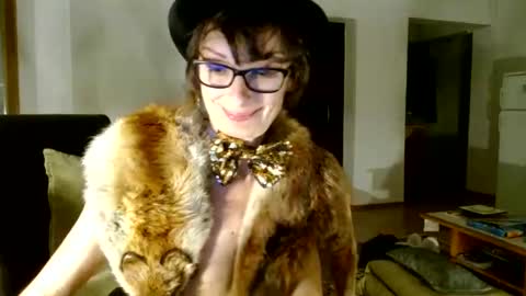 Raluca online show from 12-18-24, 10:24