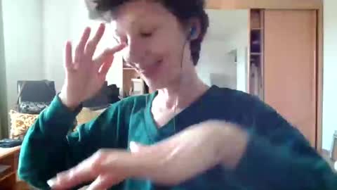 Raluca online show from 05-11-26, 02:56