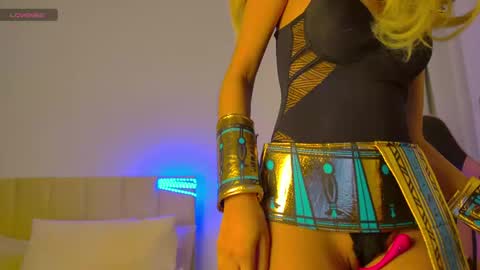Jennifer online show from 05-13-26, 11:55