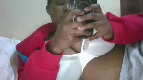 Snapshot of bebswee21 chatting on 05-04-26, 10:06 bebswee21 online show from 05-04-26, 10:06
