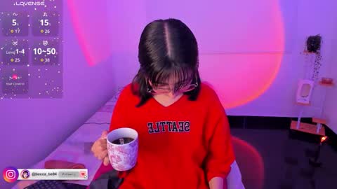 Snapshot of becca_be_ chatting on 02-25-26, 04:11 Becca is here online show from 02-25-26, 04:11