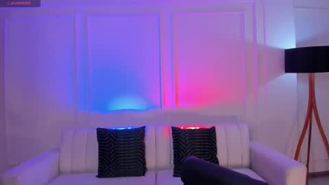 Am Becca online show from 10-30-25, 08:31