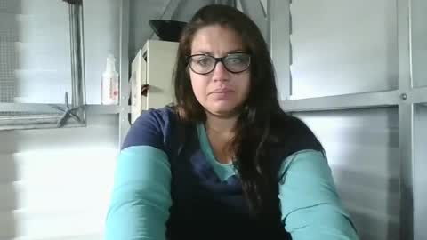 beccabee37 online show from 01-17-26, 03:50