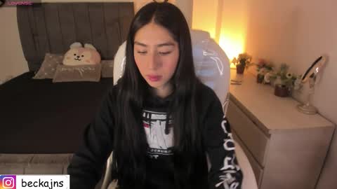 Marzhie online show from 10-28-25, 02:53