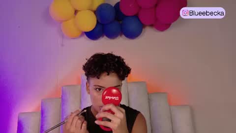 Snapshot of beckablue chatting on 07-03-26, 11:05 Beecckkkaaa online show from 07-03-26, 11:05