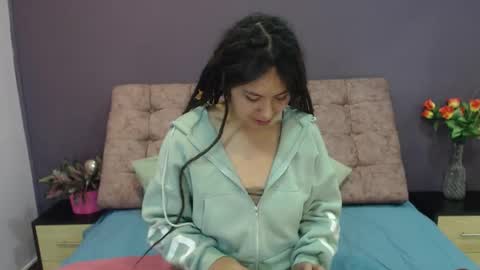 Snapshot of becky__huston chatting on 10-01-25, 12:11 Becky online show from 10-01-25, 12:11