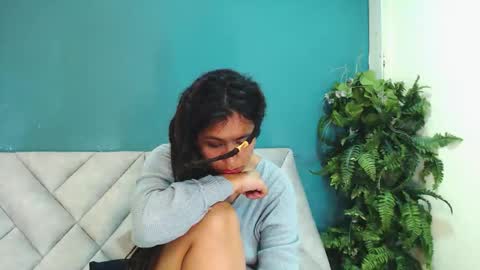 Snapshot of becky__huston chatting on 10-25-25, 12:18 Becky online show from 10-25-25, 12:18