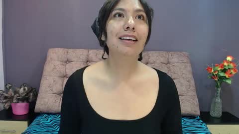 Snapshot of becky__huston chatting on 10-28-25, 11:36 Becky online show from 10-28-25, 11:36