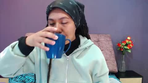 Snapshot of becky__huston chatting on 10-29-25, 10:17 Becky online show from 10-29-25, 10:17