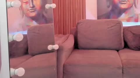 Victoria  online show from 03-13-26, 11:06