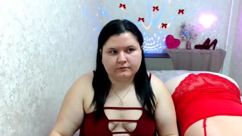 Snapshot of beckyandellen chatting on 12-13-24, 10:55 BeckyAndEllen online show from 12-13-24, 10:55