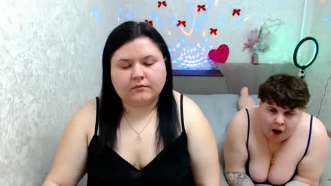Snapshot of beckyandellen chatting on 01-18-25, 10:49 BeckyAndEllen online show from 01-18-25, 10:49