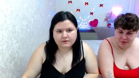 Snapshot of beckyandellen chatting on 01-28-25, 07:10 BeckyAndEllen online show from 01-28-25, 07:10