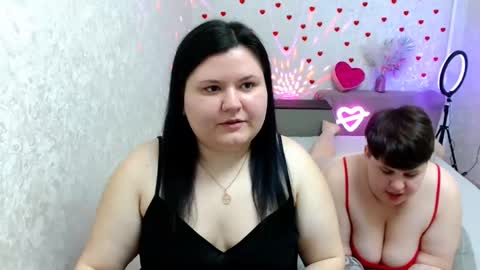 Snapshot of beckyandellen chatting on 02-19-25, 10:45 BeckyAndEllen online show from 02-19-25, 10:45