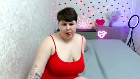 Snapshot of beckyandellen chatting on 02-20-25, 02:35 BeckyAndEllen online show from 02-20-25, 02:35