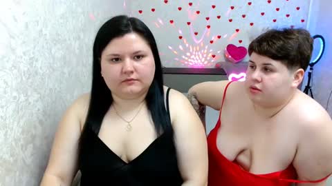 Snapshot of beckyandellen chatting on 02-21-25, 09:13 BeckyAndEllen online show from 02-21-25, 09:13