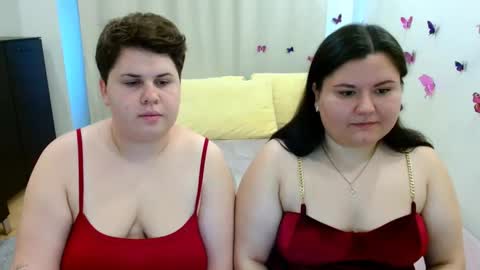 Snapshot of beckyandellen chatting on 09-16-25, 08:59 BeckyAndEllen online show from 09-16-25, 08:59