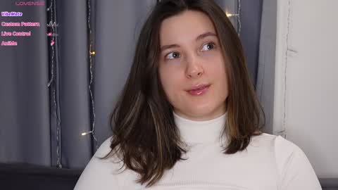 Snapshot of beckymartens chatting on 10-22-25, 12:44 BeckyMartens come join me on while im offline here online show from 10-22-25, 12:44