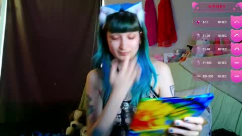 Snapshot of beckytheclown chatting on 05-10-26, 09:09 Beckytheclown online show from 05-10-26, 09:09