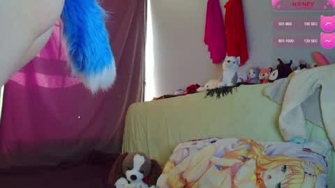 Snapshot of beckytheclown chatting on 05-17-26, 09:44 Beckytheclown online show from 05-17-26, 09:44